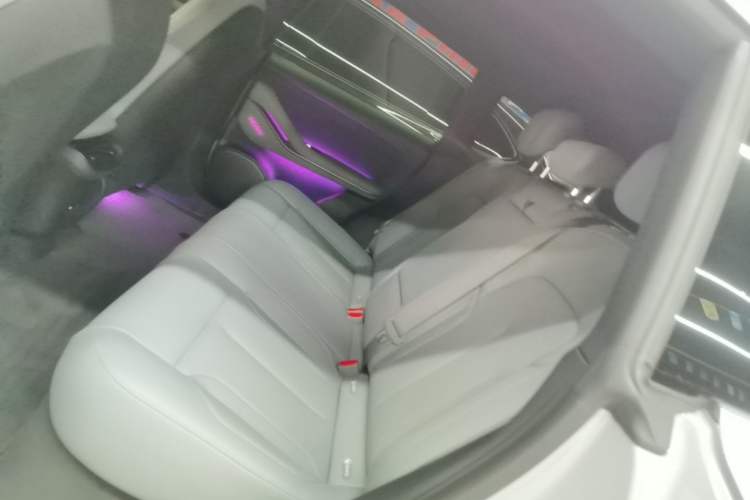 Used Nio ET5T 2024 75kWh Touring Left Rear Seat
