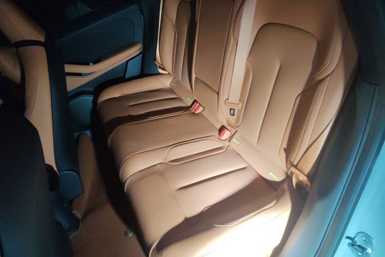 Used Nio ET5T 2024 75kWh Touring Left Rear Seat
