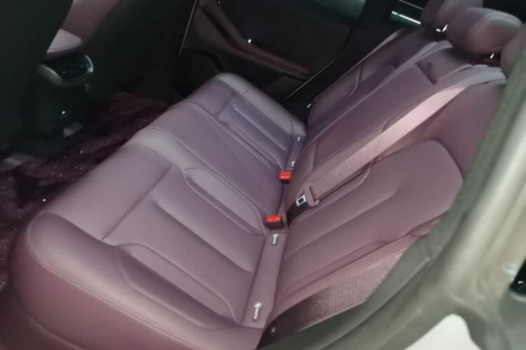 Used Nio ET5T 2024 75kWh Touring Left Rear Seat