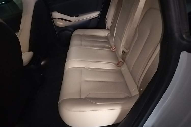 Used Nio ET5T 2024 75kWh Touring Left Rear Seat