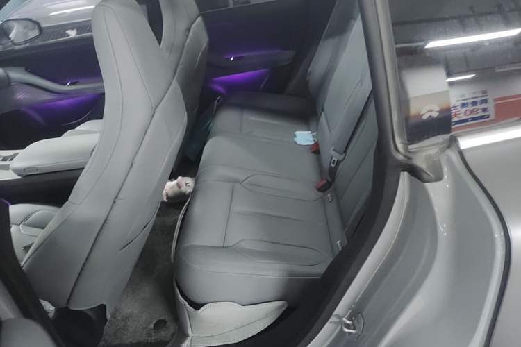 Used Nio ET5T 2024 75kWh Touring Left Rear Seat