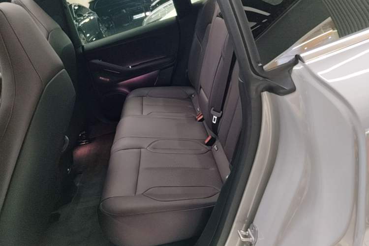 Used Nio ET5T 2024 75kWh Touring Left Rear Seat