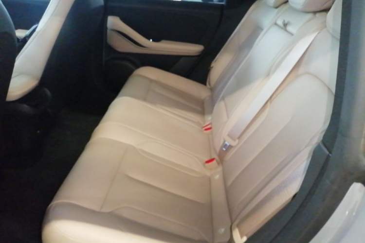 Used Nio ET5T 2024 75kWh Touring Left Rear Seat
