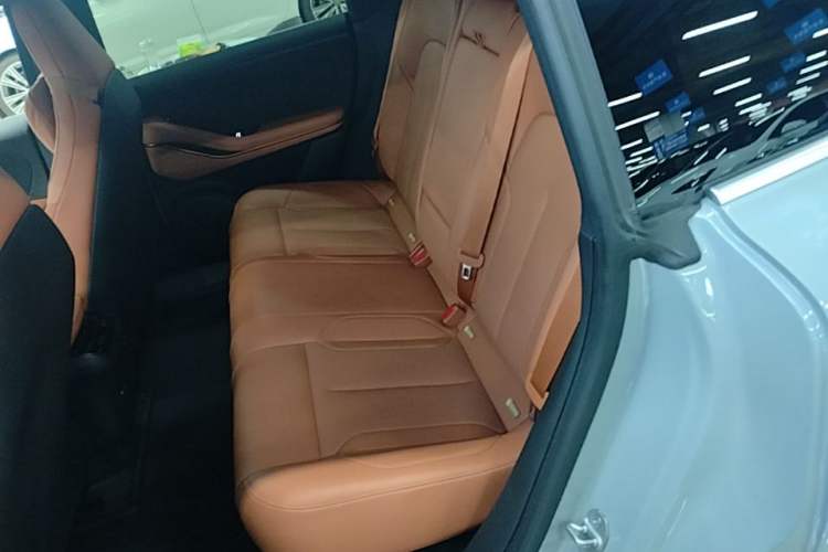Used Nio ET5T 2024 75kWh Touring Left Rear Seat