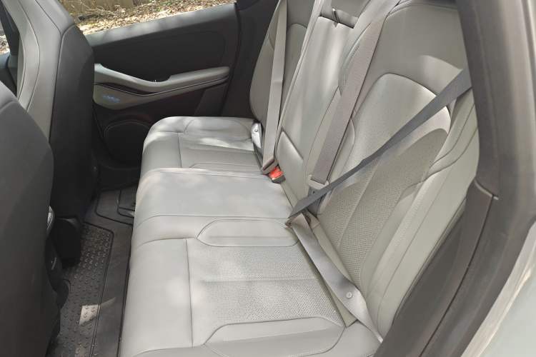 Used Nio ET5T 2024 75kWh Touring Left Rear Seat