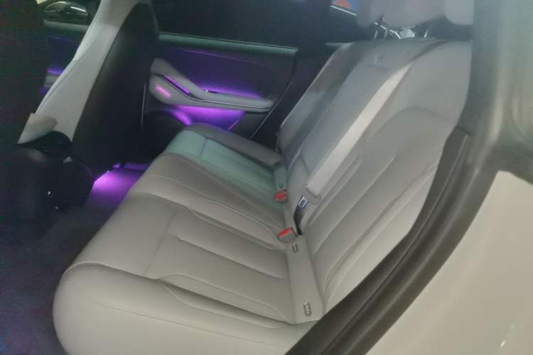 Used Nio ET5T 2024 75kWh Touring Left Rear Seat