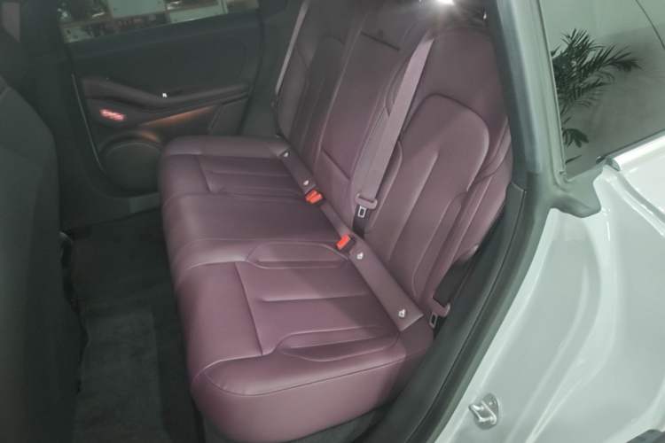 Used Nio ET5T 2024 75kWh Touring Left Rear Seat