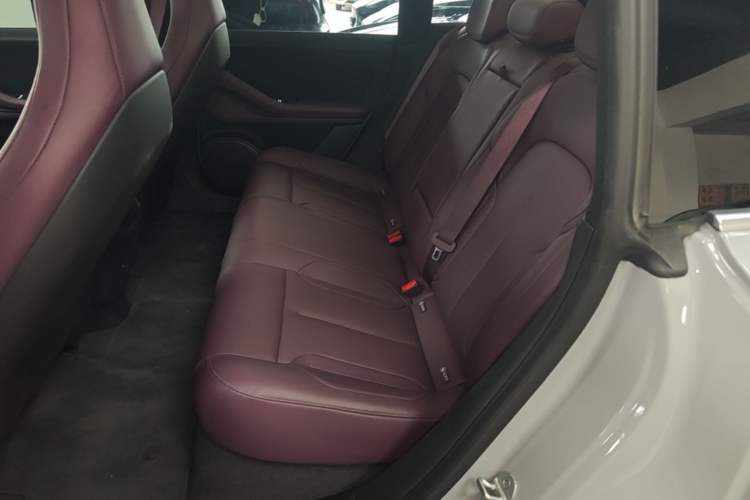 Used Nio ET5T 2024 75kWh Touring Left Rear Seat