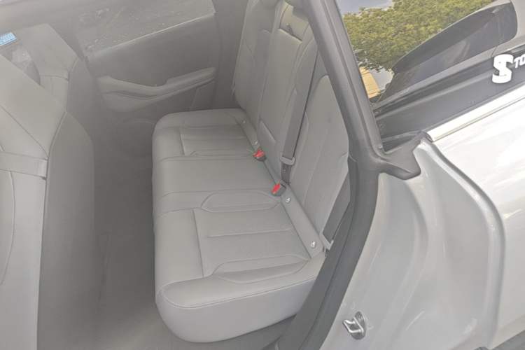 Used Nio ET5T 2024 75kWh Touring Left Rear Seat