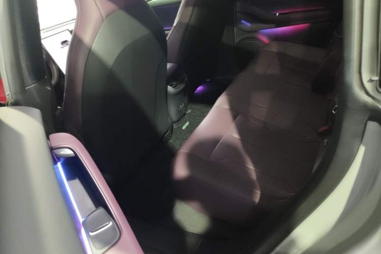 Used Nio ET5T 2024 75kWh Touring Left Rear Seat