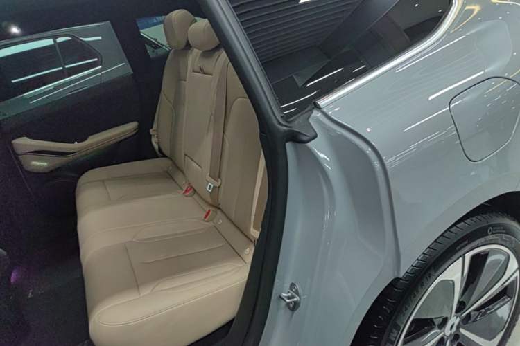 Used Nio ET5T 2024 75kWh Touring Left Rear Seat