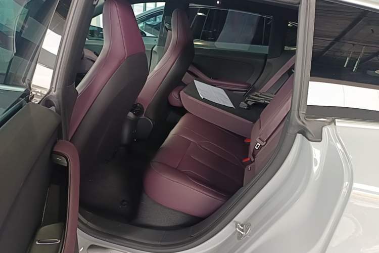 Used Nio ET5T 2024 75kWh Touring Left Rear Seat