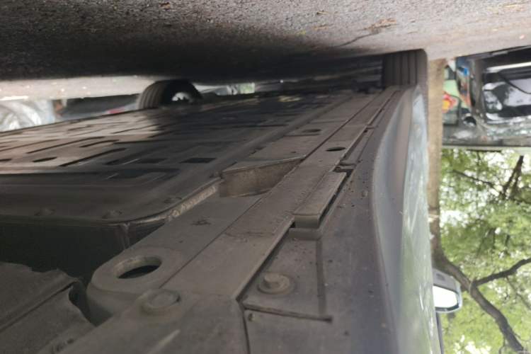 Used Nio ET5T 2024 75kWh Touring Left Side Sill