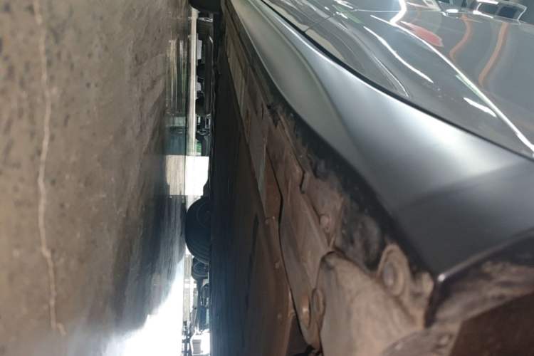 Used Nio ET5T 2024 75kWh Touring Left Side Sill