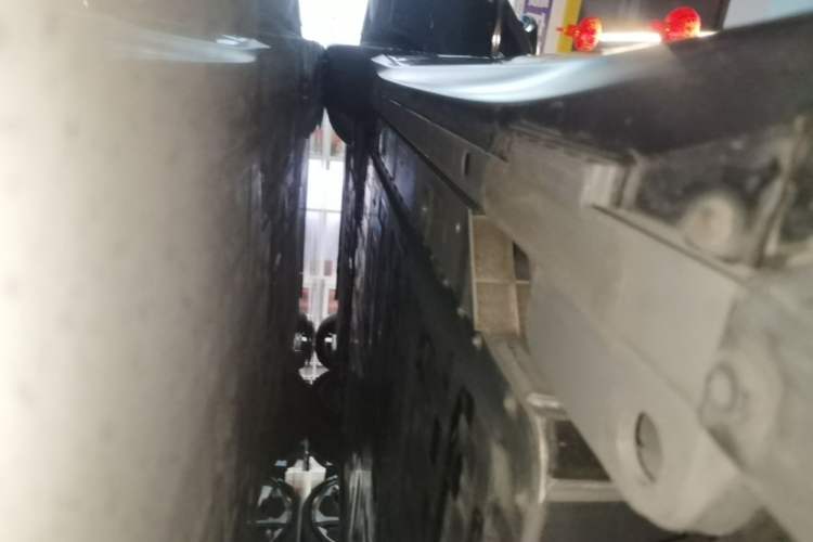 Used Nio ET5T 2024 75kWh Touring Left Side Sill