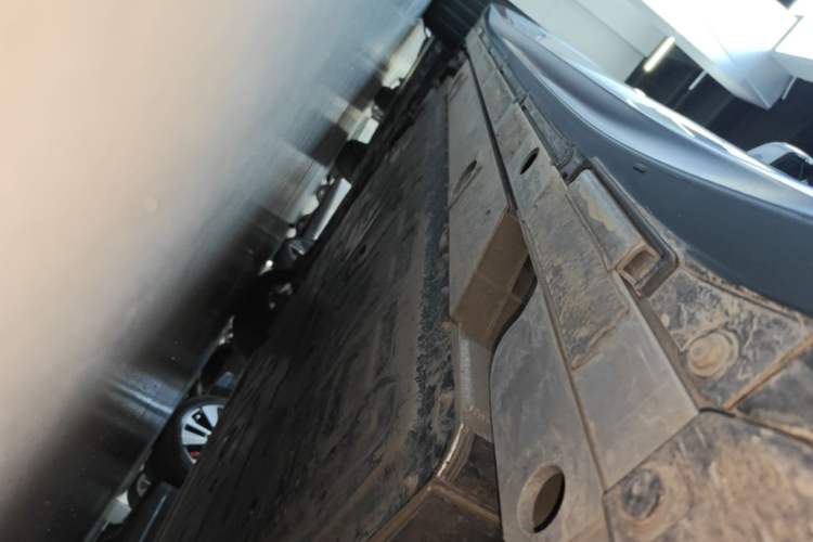 Used Nio ET5T 2024 75kWh Touring Left Side Sill