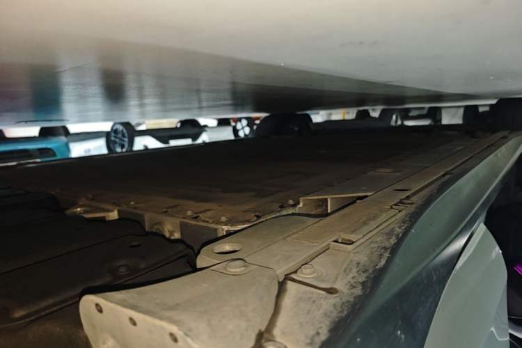 Used Nio ET5T 2024 75kWh Touring Left Side Sill