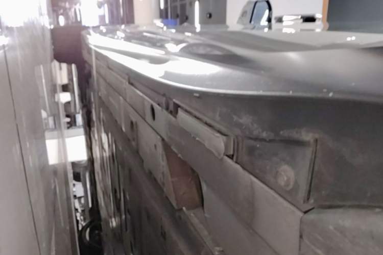 Used Nio ET5T 2024 75kWh Touring Left Side Sill