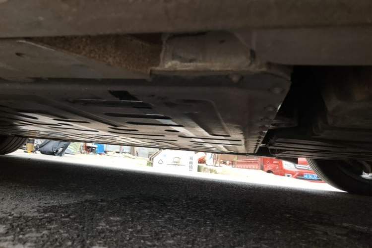 Used Nio ET5T 2024 75kWh Touring Left Side Sill