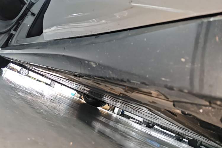 Used Nio ET5T 2024 75kWh Touring Left Side Sill