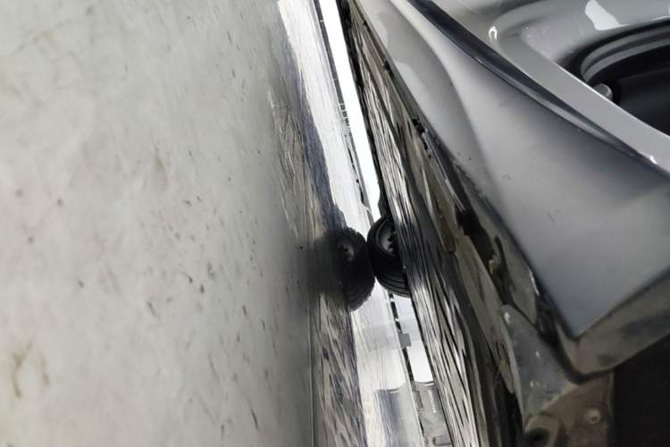 Used Nio ET5T 2024 75kWh Touring Left Side Sill
