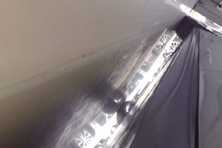 Used Nio ET5T 2024 75kWh Touring Left Side Sill