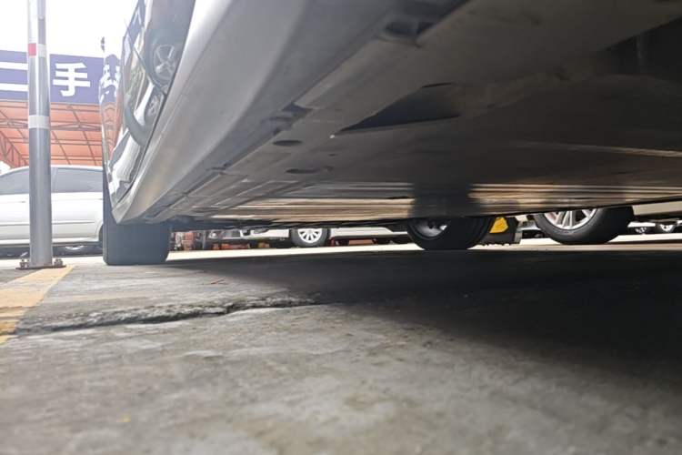 Used Nio ET5T 2024 75kWh Touring Left Side Sill
