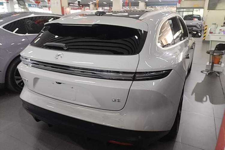 Used Nio ET5T 2024 75kWh Touring Rear Right 45 Deg