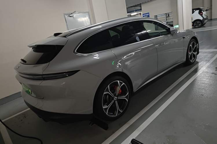 Used Nio ET5T 2024 75kWh Touring Rear Right 45 Deg