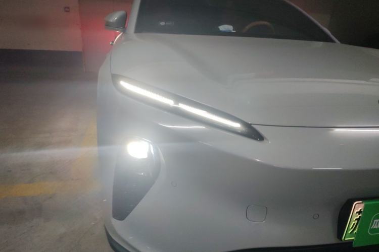 Used Nio ET5T 2024 75kWh Touring Right Front Headlight
