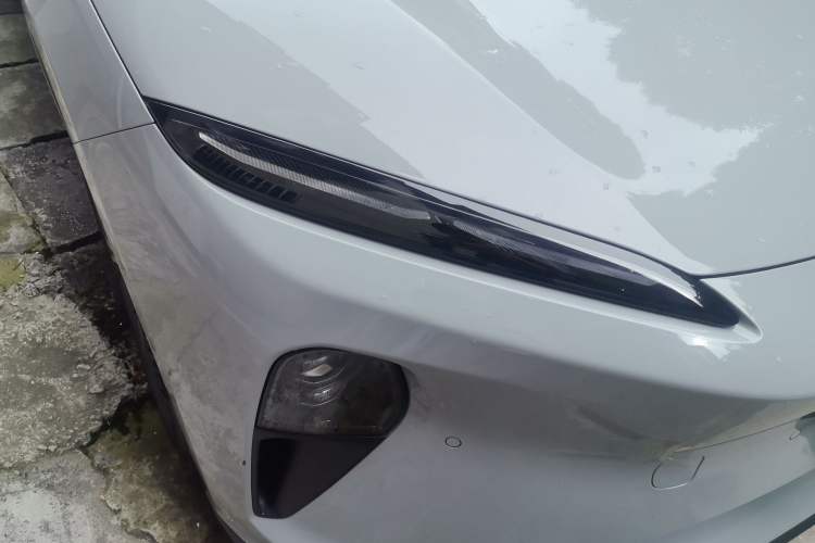 Used Nio ET5T 2024 75kWh Touring Right Front Headlight