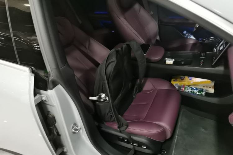 Used Nio ET5T 2024 75kWh Touring Right Front Seat