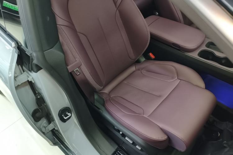 Used Nio ET5T 2024 75kWh Touring Right Front Seat