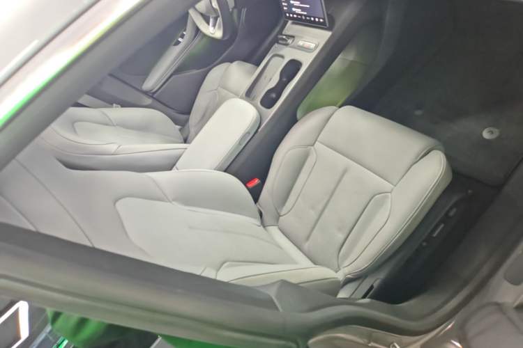 Used Nio ET5T 2024 75kWh Touring Right Front Seat