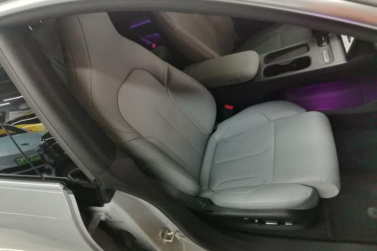 Used Nio ET5T 2024 75kWh Touring Right Front Seat