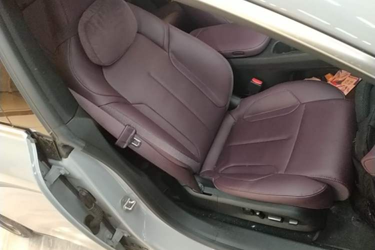 Used Nio ET5T 2024 75kWh Touring Right Front Seat