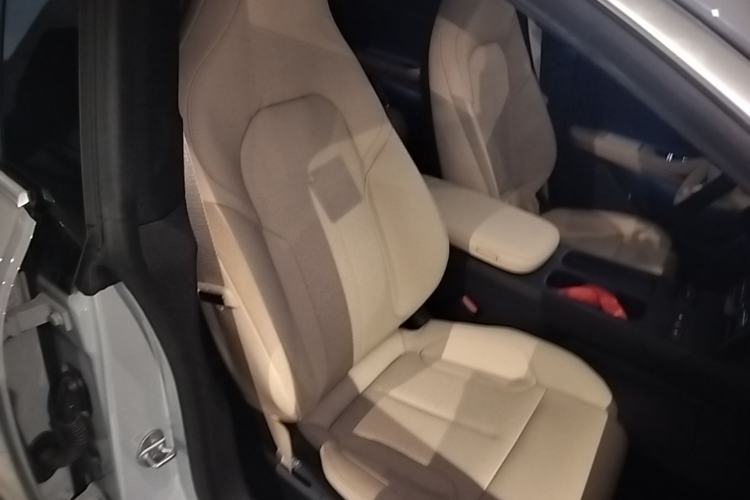 Used Nio ET5T 2024 75kWh Touring Right Front Seat