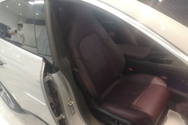 Used Nio ET5T 2024 75kWh Touring Right Front Seat