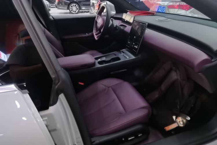 Used Nio ET5T 2024 75kWh Touring Right Front Seat