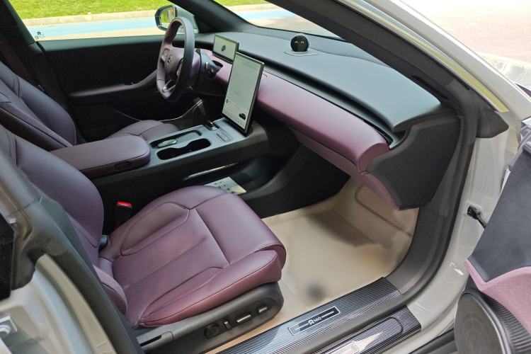 Used Nio ET5T 2024 75kWh Touring Right Front Seat