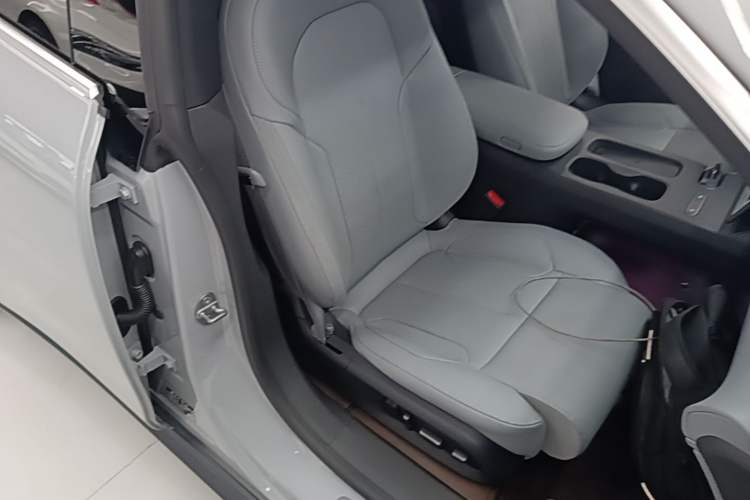 Used Nio ET5T 2024 100kWh Touring Right Front Seat