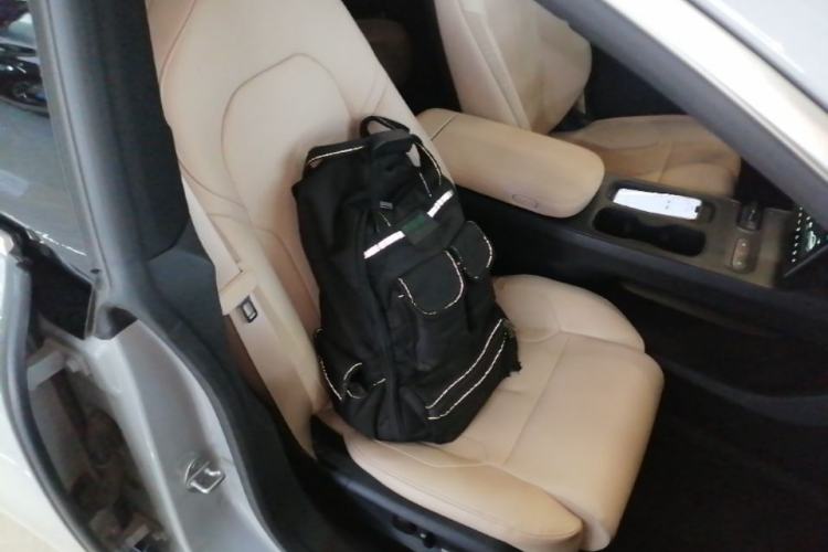 Used Nio ET5T 2024 75kWh Touring Right Front Seat