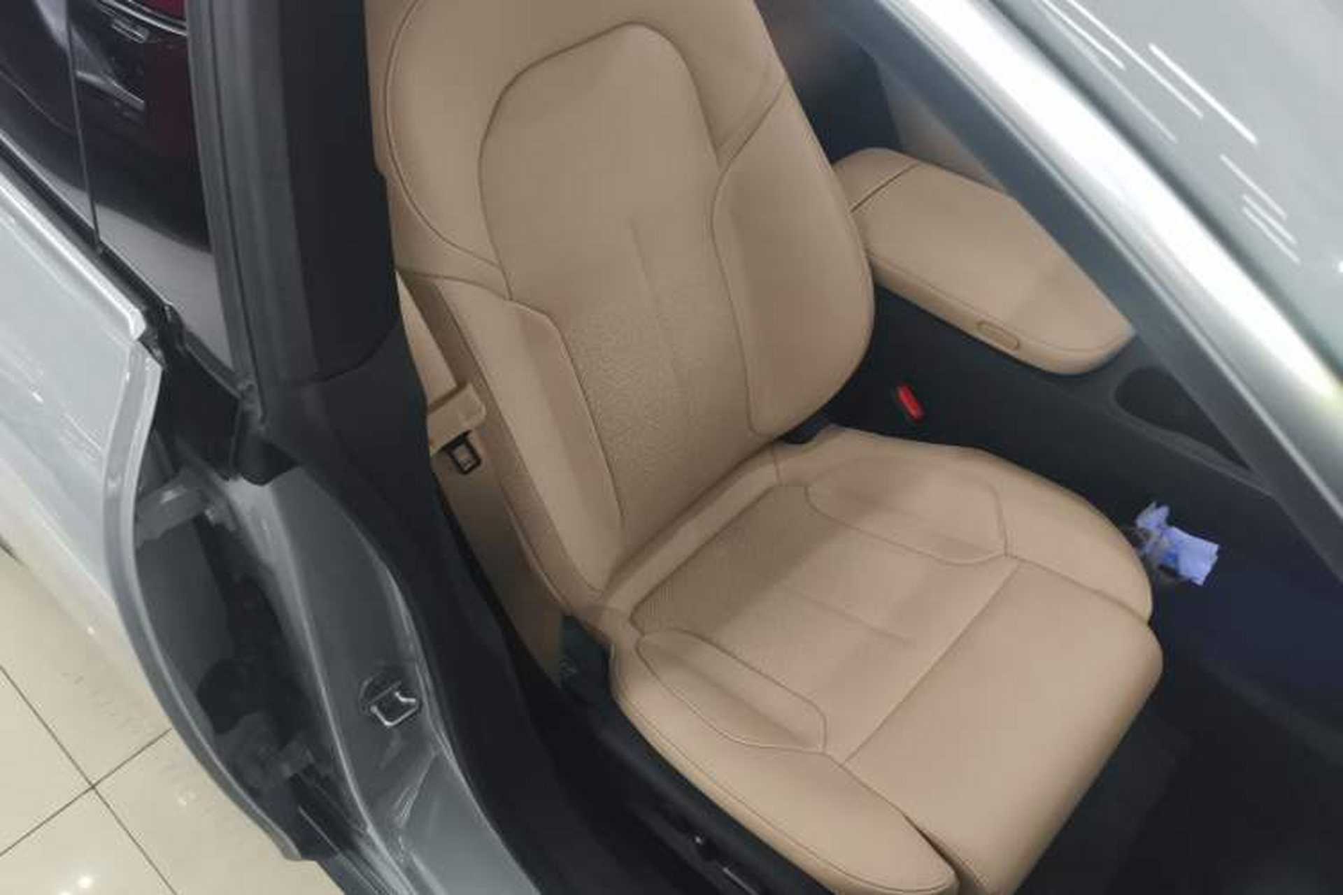 Used Nio ET5T 2024 75kWh Touring Right Front Seat