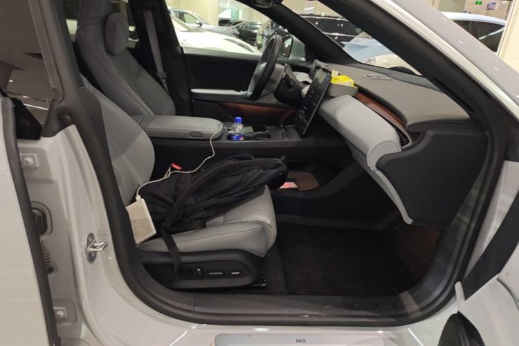 Used Nio ET5T 2024 75kWh Touring Right Front Seat