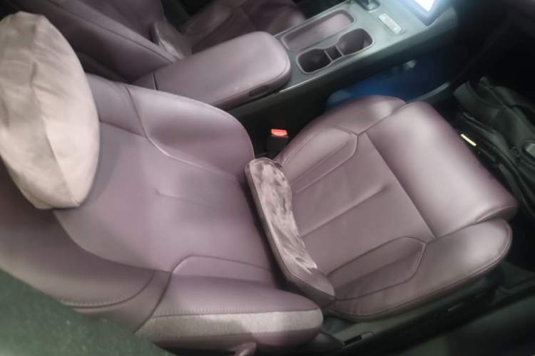 Used Nio ET5T 2024 75kWh Touring Right Front Seat