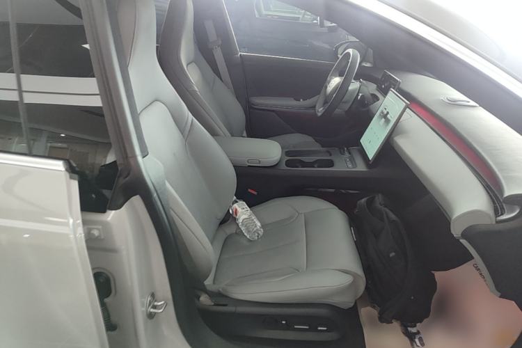 Used Nio ET5T 2024 75kWh Touring Right Front Seat