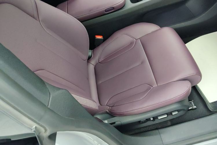 Used Nio ET5T 2024 75kWh Touring Right Front Seat