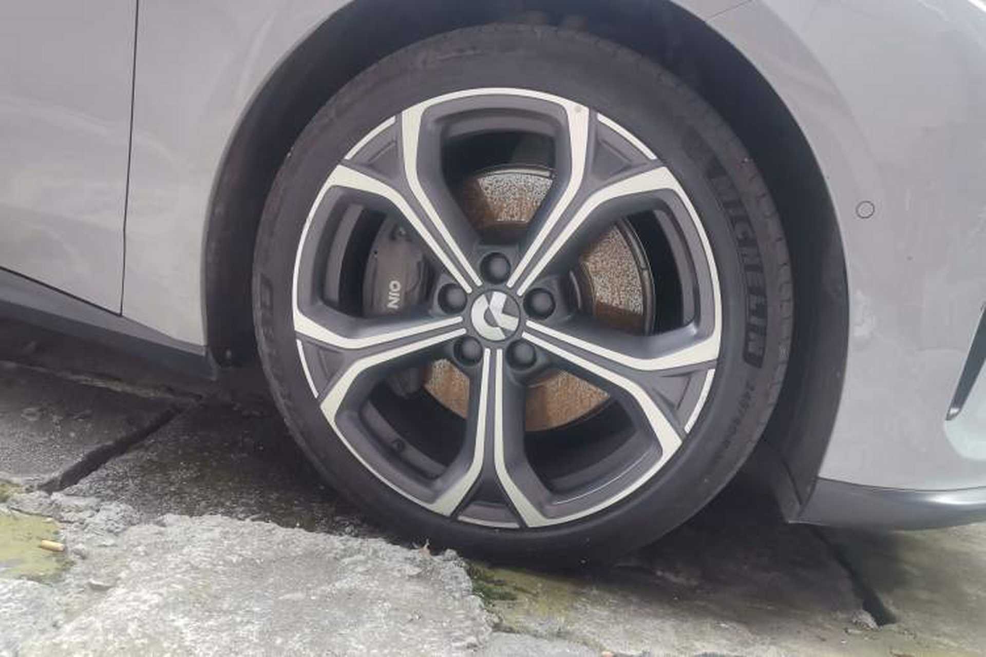 Used Nio ET5T 2024 75kWh Touring Right Front Wheel Hub