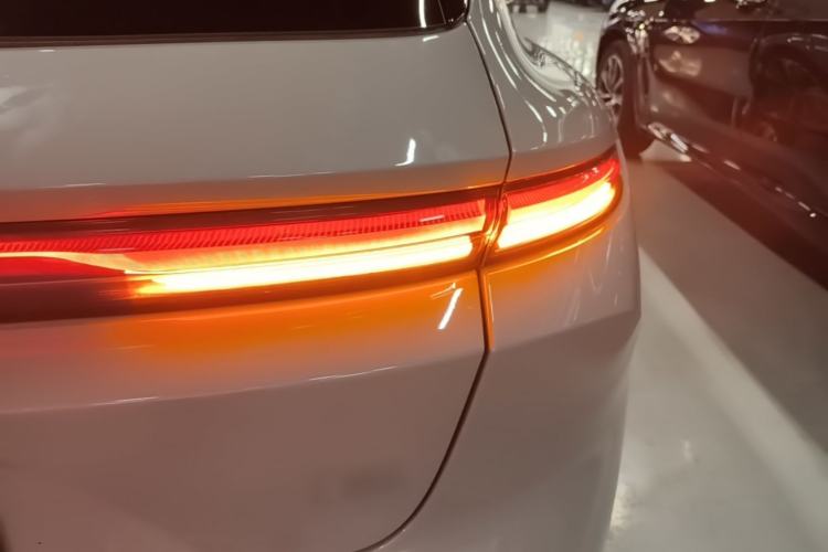 Used Nio ET5T 2024 75kWh Touring Right Rear Taillight