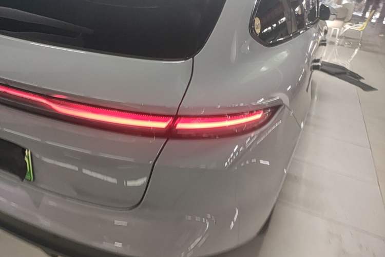 Used Nio ET5T 2024 75kWh Touring Right Rear Taillight